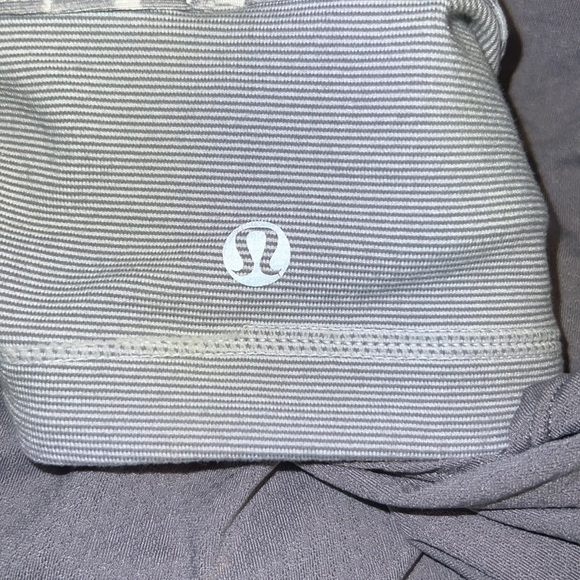 Lululemon No Limits Athletic‎ Tank Gray/Gray Stripes Size 4 - Picture 7 of 7